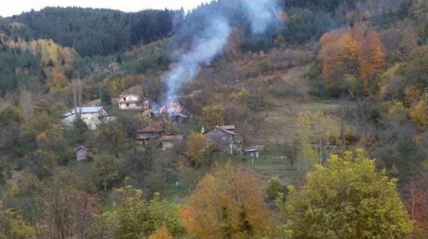 Ahşap Ev Yangında K&uuml;le D&ouml;nd&uuml;