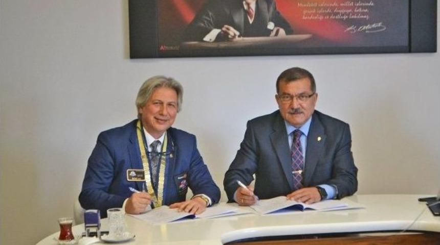 Rotary Federasyonu İzmir Emniyet İle Trafik Projesi Protokol&uuml; İmzaladı