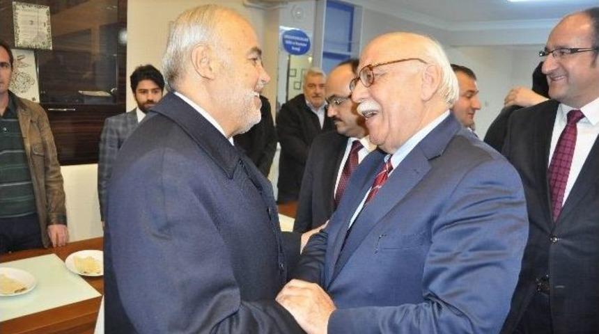 Bakan Avcı, Erzurumlularla Buluştu