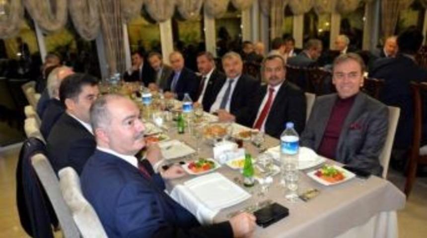 K&uuml;tahya Protokol&uuml;, Egem &Uuml;yeleriyle Yemekte Buluştu