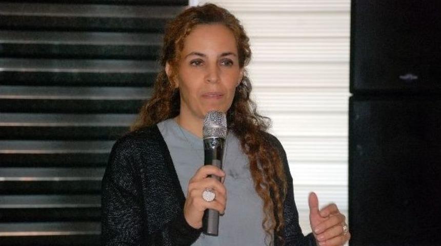 Antik Kente Mısır&rsquo;dan Gelen Altın K&uuml;pe Bulundu