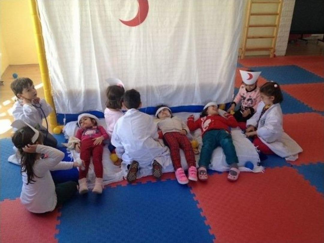 Kızılay Haftası Dolu Dolu Ge&ccedil;ti