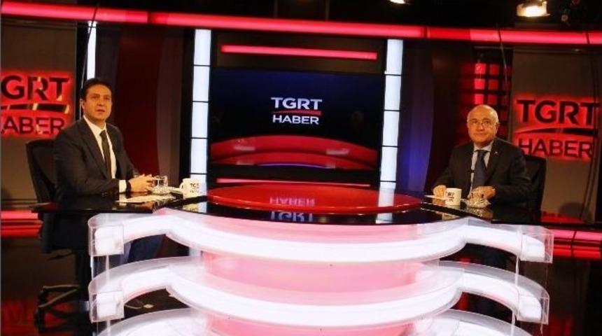 Eski Meclis Başkanı &Ccedil;i&ccedil;ek&rsquo;ten Yeni Anayasa Tartışmalarına İlgin&ccedil; Benzetme