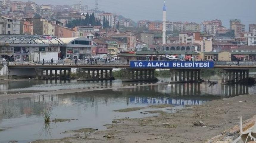 Alaplı Deresi&rsquo;nde "sel" Tedirginliği