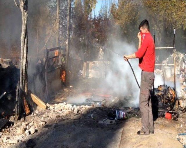 (özel Haber) Başkent’te Gecekondu Yangını