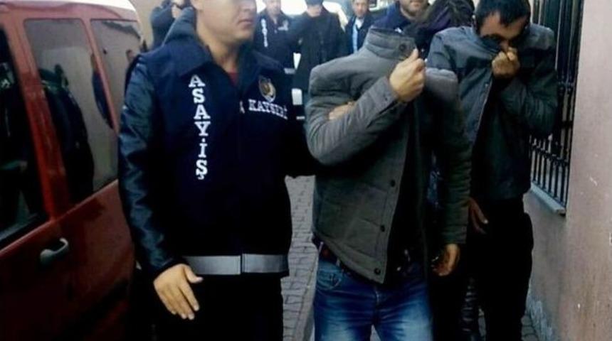 "ikramiye Kazandınız" Yalanıyla Dolandırıcılık Yapan 7 Kişi G&ouml;zaltına Alındı