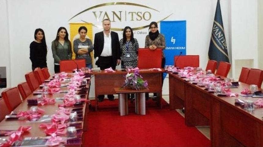 Lokman Hekim Hastanesinden &lsquo;meme Kanseri&rsquo; Eğitimi