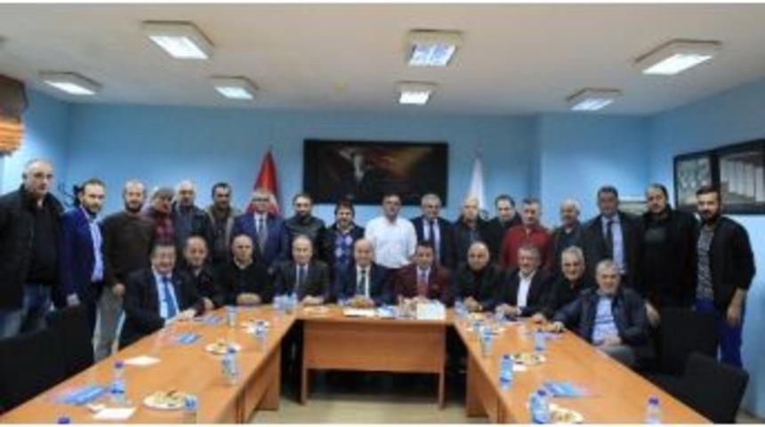 Trabzonspor Başkan Adayı Celil Hekimoğlu Amat&ouml;r&uuml;n Yanında