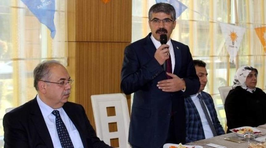 Basın Mensuplarına &lsquo;1 Kasım Demokrasi Zaferi&rsquo; Yemeği