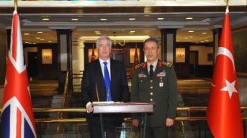 İngiltere Savunma Bakanı Fallon, Orgeneral Akar&rsquo;ı Ziyaret Etti