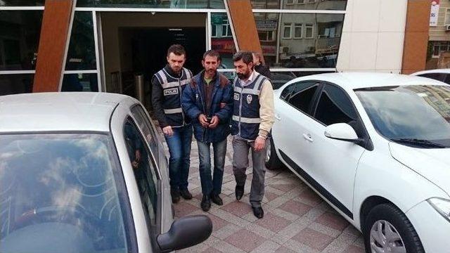 Başkasının Adına Kredi Çekmek İsterken Polise Yakalandılar