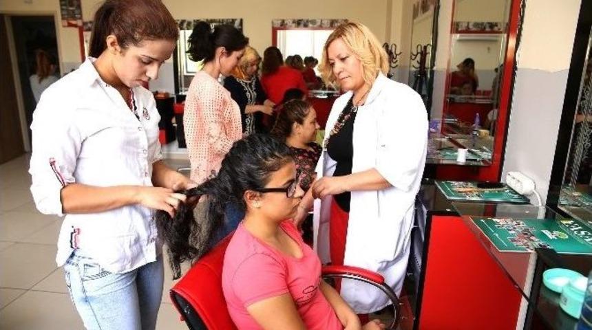 Şehitkamil&rsquo;de &rsquo;kalifiye Gelecek&rsquo; Yetiştiriliyor