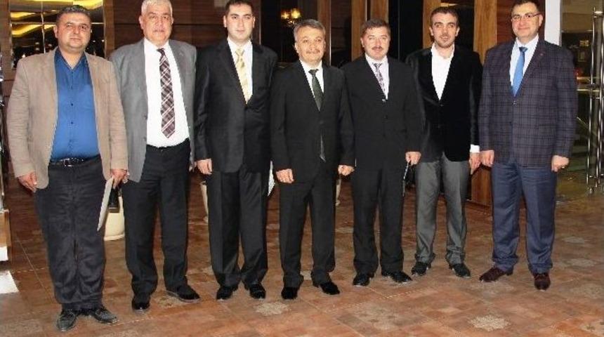 Cami Kundaklayanları Bulan Polisler &lsquo;ayın Personeli&rsquo; Se&ccedil;ildi