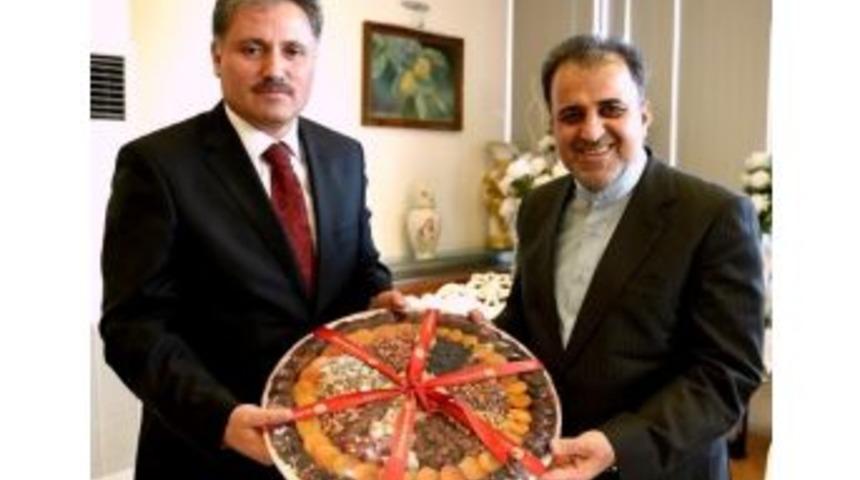 D-8 Genel Sekreteri Mousavı&rsquo;dan Başkan &Ccedil;akır&rsquo;a Ziyaret