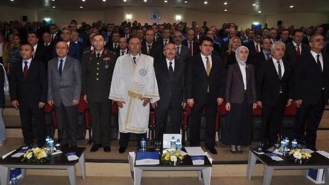 Bandırma Onyedi Eylül Üniversitesi’nde Eğitim Ve Öğretim Yılı Açıldı