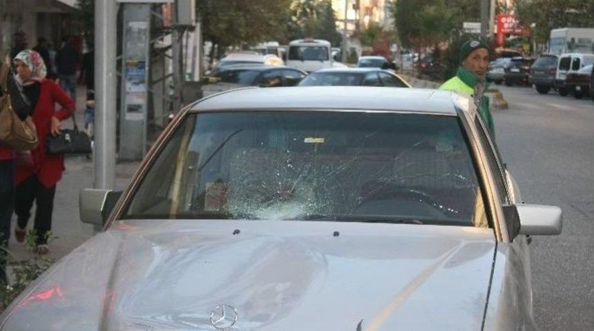 Otomobil İle Bisiklet &Ccedil;arpıştı: 1 Yaralı