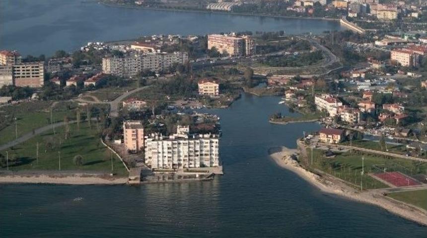 K&uuml;&ccedil;&uuml;k&ccedil;ekmece G&ouml;l&uuml; Atık Sulardan Kurtarıldı