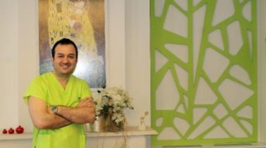 Dişsiz Kalan Hastalar İ&ccedil;in Tam Protez