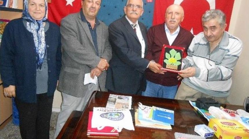 Eskişehirli Araştırmacı Şair Kadir Kaya&rsquo;ya &Ouml;d&uuml;l