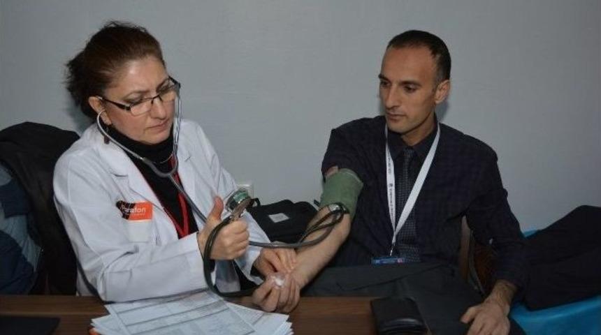 Gen&ccedil;leşmenin Sırrı Kan Bağışında