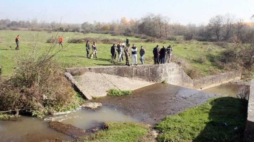 Sulama Kanalında &Ouml;l&uuml; Olarak Bulundu