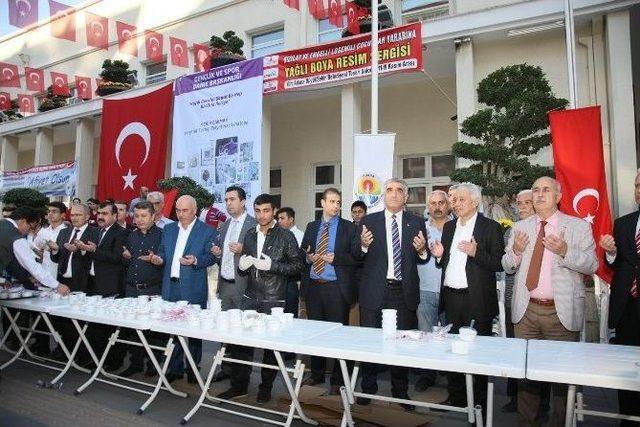 Adana’nın 15 İlçesinde 55 Bin Kişilik Aşure Dağıtımı