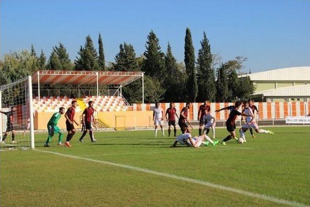 Erzin Belediyespor:0 - Turgutluspor:1