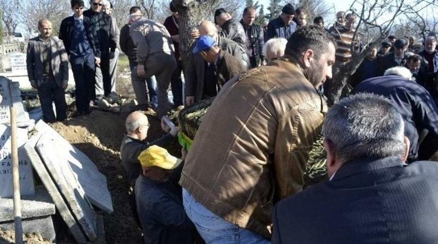 Soba Faciasında Hayatını Kaybeden Yaşlı &Ccedil;ift Toprağa Verildi