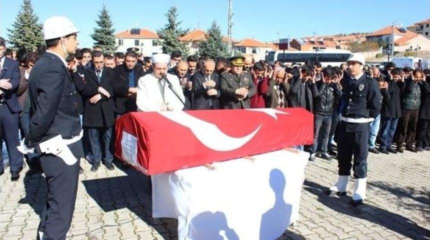 Trafik Kazasında Şehit Olan Polis Yozgat&rsquo;ta Toprağa Verildi