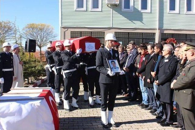 Trafik Kazasında Şehit Olan Polis Yozgat’ta Toprağa Verildi