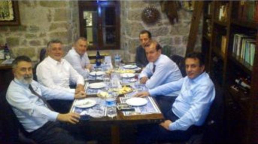 Hekimoğlu&rsquo;nun B&uuml;y&uuml;k Buluşması