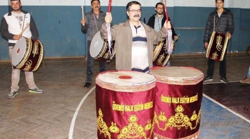 &Ouml;demiş Hem&rsquo;de Mehter Kursları Aynı Tempoda