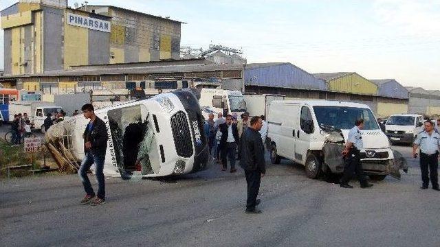 Mersin’de Minibüs Kazası: 23 Yaralı