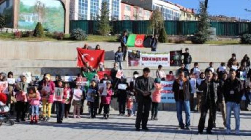 Erzurum&rsquo;da Yaşayan Afganlılardan &rsquo;ter&ouml;re Hayır&rsquo; Protestosu