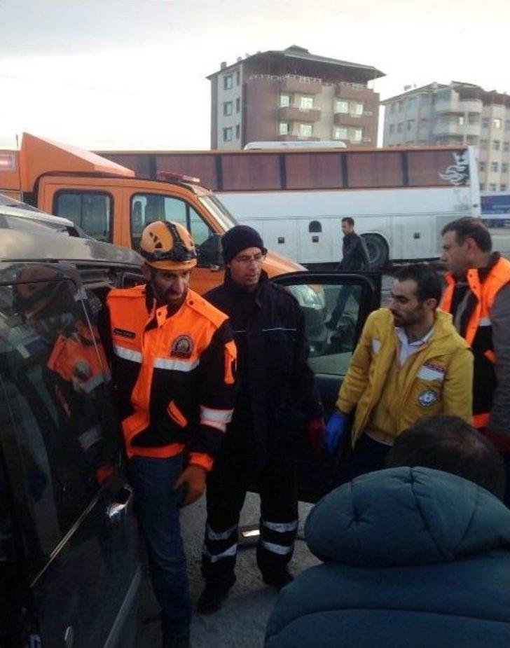 Ağrı’da İran Plakalı Otobüs, Hafif Ticari Araçla Çarpıştı: 7 Ölü, 1 Yaralı G5