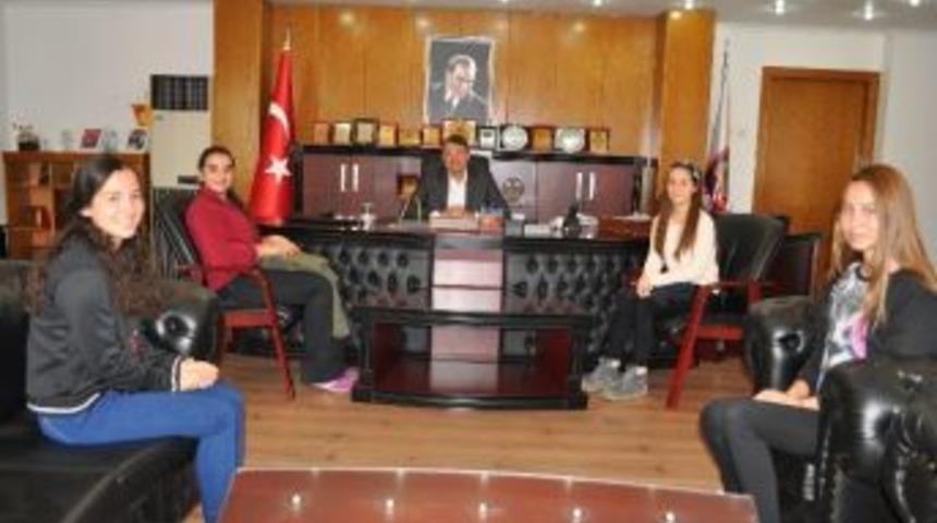 Turgut: &ldquo;gen&ccedil;lerimiz Refahın Ve Geleceğin G&uuml;vencesidir&rdquo;