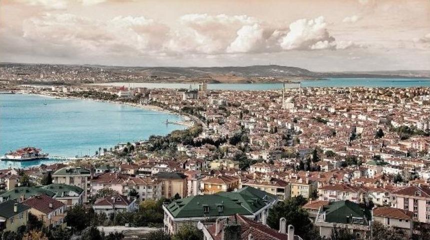 B&uuml;y&uuml;k&ccedil;ekmece&rsquo;deki Binalarda Kaygan Malzeme Kullanılmayacak