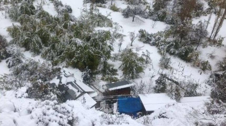 Kar K&ouml;yleri Elektiriksiz Bıraktı