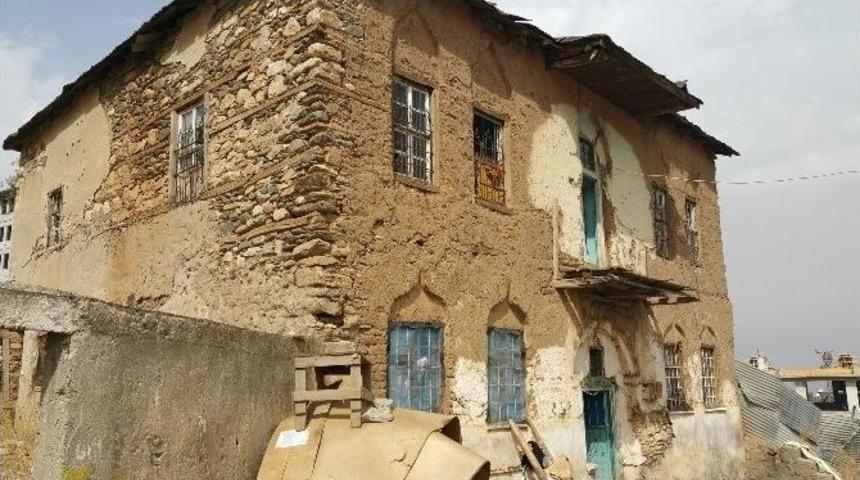 180 Yıllık Tarihi Ev Koruma Altına Alındı