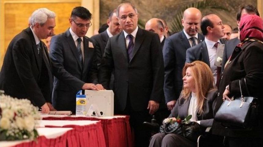 Bakan M&uuml;ezzinoğlu&rsquo;dan Eleştirilere Cevap