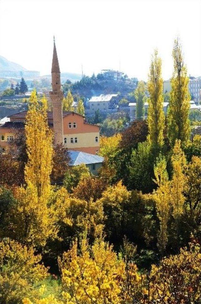 Darende’de Sonbahar Bir Başka Güzel