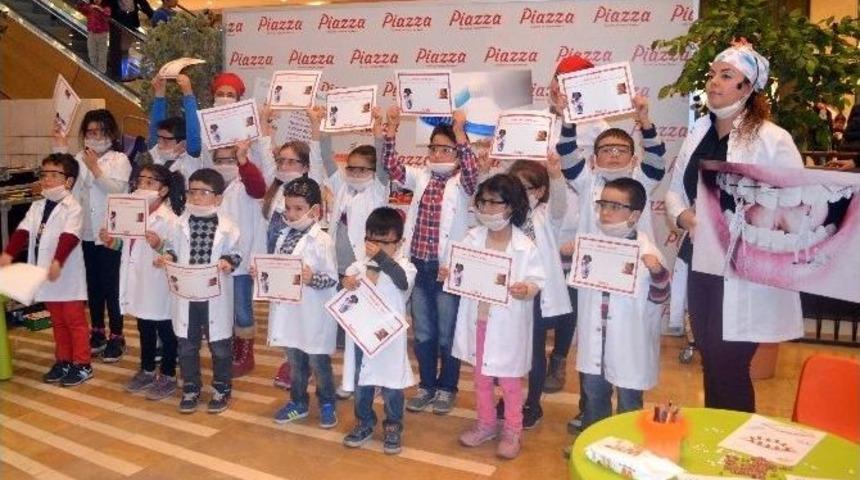 Minikler Diş Hekimleri Piazza&rsquo;da