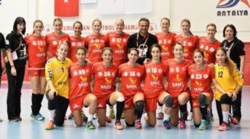 Bayanlar Hentbol S&uuml;per Ligi