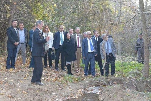 Kırklareli Valisi Civelek, Köy Ziyaretlerine Devam Ediyor