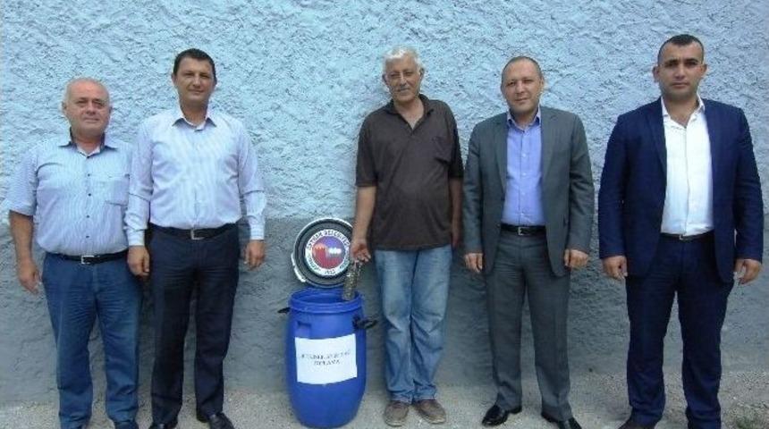 Ceyhan&rsquo;da Bitkisel Atık Yağlar Toplanıyor