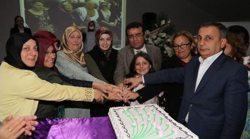 Taş&ccedil;ı: &ldquo;kadınlar Siyasetin Olmazsa Olmazları&rdquo;