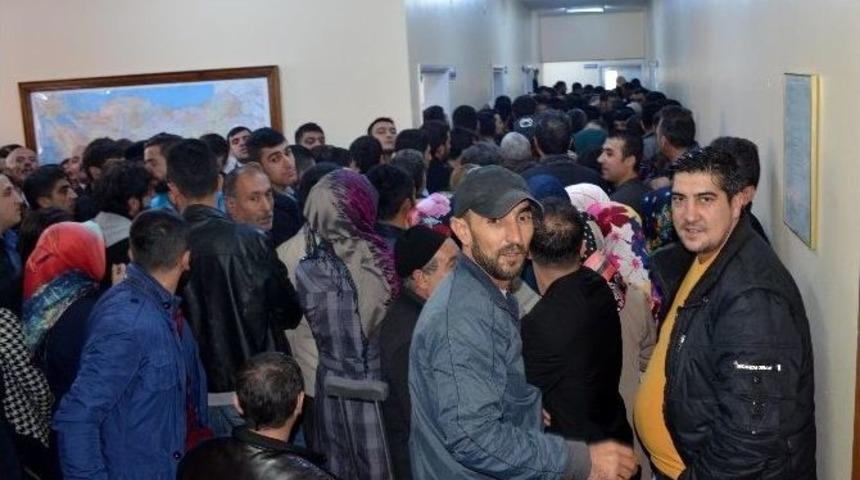 Bitlis&rsquo;te M&uuml;lakatla 100 Kişi İşe Alınacak