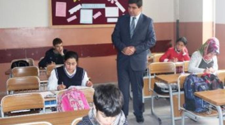 Erciş İl&ccedil;e Milli Eğitim M&uuml;d&uuml;rl&uuml;ğ&uuml;&rsquo;nden Deneme Sınavı