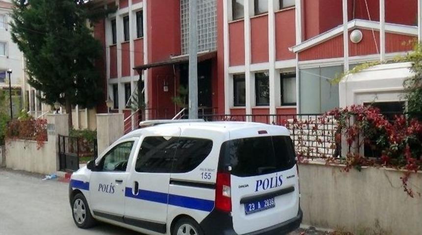 Avukatın Kazara Eski &Ccedil;alışanını &Ouml;ld&uuml;rd&uuml;ğ&uuml; İddia Edildi