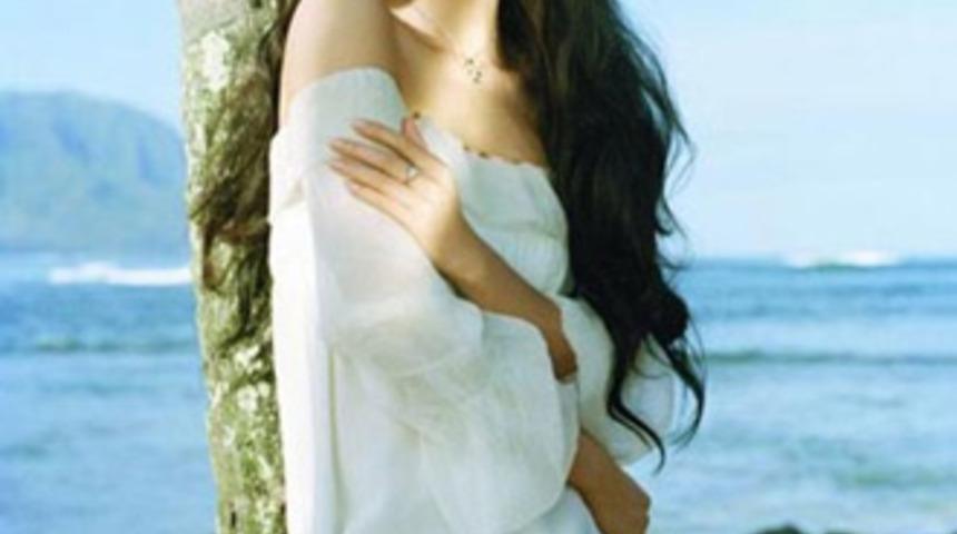 Soyunarak servet yaptı